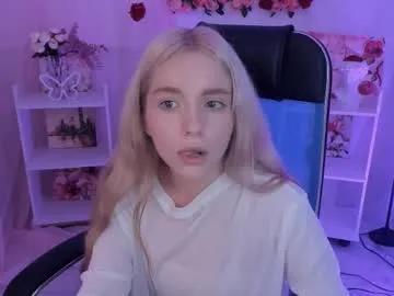 aurorawrenfield on Chaturbate