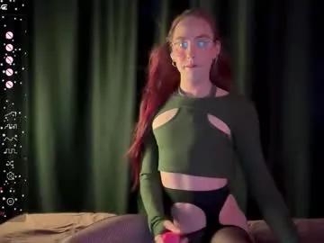 avril_pearly_ on Chaturbate