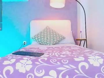azaria_w on Chaturbate 