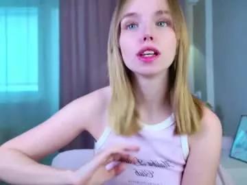 b4by_lol1 on Chaturbate 