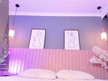babe_sophiee — Current Goal: BIG SQUIRT+ CONTROL TOY X5MIN at 444 tokens -- Hello! Ready to have fun? My favorite patterns 11-38-55-111 lets vibrate my pussy #fuckmachine #leggings #pawg #curvy #bigass