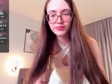 bellacatlovesmeat on Chaturbate