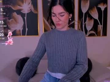 bellaclark1 on Chaturbate 