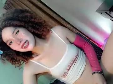 bellafucks1 on Chaturbate 