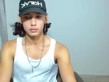 benjamin_button__ on Chaturbate