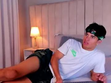 benjamin_more on Chaturbate
