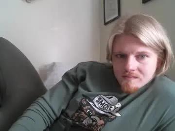bigassblondboy19 on Chaturbate