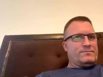 bigger22332233 on Chaturbate 