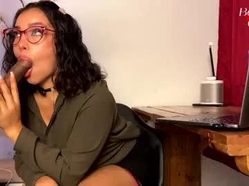 bonniexclyde01 on Chaturbate