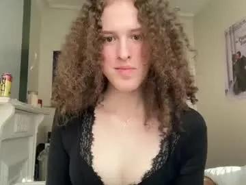 bryluvvsu on Chaturbate