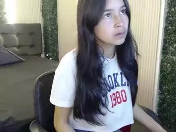bunnywhite21 on Chaturbate 