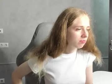 camilla_kelly — GOAL: suck finger [3 tokens remaining] Welcome to my room! #skinny #shy #nonude #lovense #new