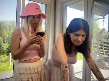 cassie_palmer — Slide a finger under my panties' waistband, just a little. [269 tokens left] Hello my lovely boys #18 #blonde #young #shy #bigboobs
