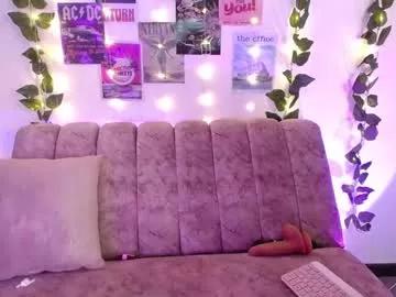 chaarlotte_1 on Chaturbate 