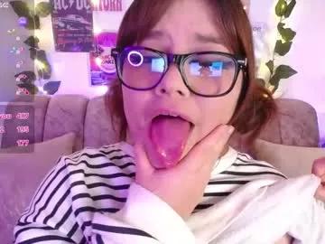 chaarlotte_1 on Chaturbate 