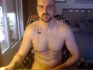 chicocam1983 on Chaturbate 