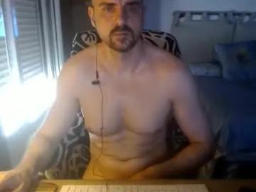 chicocam1983 on Chaturbate