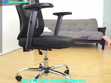 college001 on Chaturbate 
