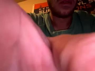 collegedudejames on Chaturbate 