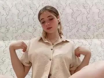 cortneylevison on Chaturbate