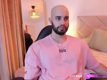 cristobal_alzate on Chaturbate