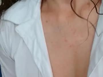 curlybutterfly on Chaturbate