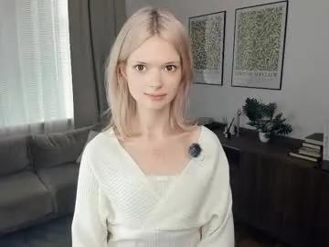 cutebrutality — GOAL --  Collarbone kiss pose heh !  I'm Alice, let's make my first time unforgettable #new #shy #18 #blonde #teen [65 tokens remaining]