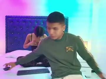 damian_and_roxanne on Chaturbate
