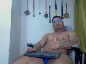 dammuscle on Chaturbate 