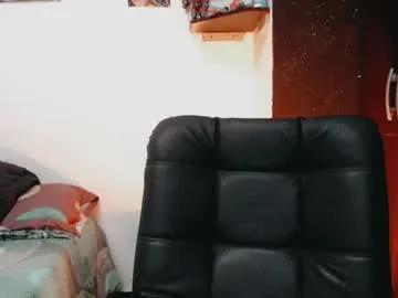 dani_jocelyn — Dani_jocelyn's room  #young #hairyarmpits #natural #cumshow #lesbian
