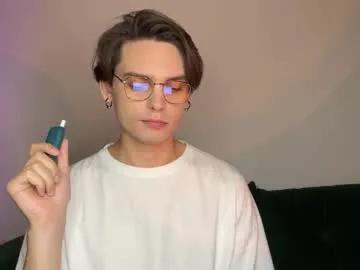 danieltuckerr —            #new #gay #young #femboy #twink [100 tokens remaining]