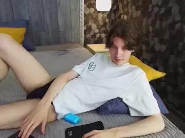 dennisbradsson on Chaturbate 