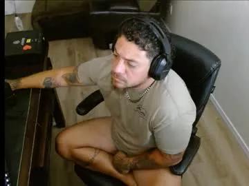 desertadventurer25 on Chaturbate 
