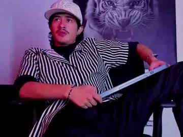 dimitrideluxe on Chaturbate 
