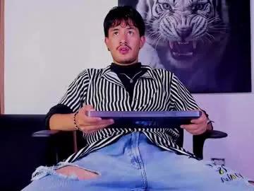 dimitrideluxe on Chaturbate 