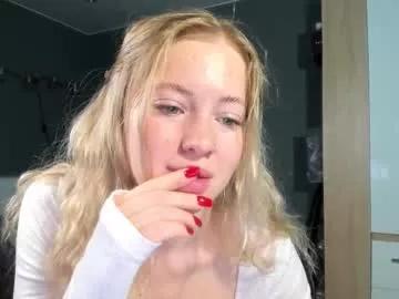 e___lisa on Chaturbate 