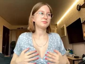 earleneaxley — GOAL: Hi Katie [3 tokens remaining] Welcome to my room! #cute #shy #pregnant #bigboobs #new