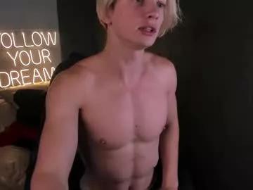 eevee52 on Chaturbate 