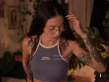 effylowell_ on Chaturbate 