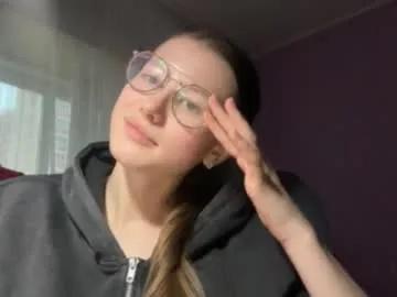 eleanoradriere on Chaturbate 