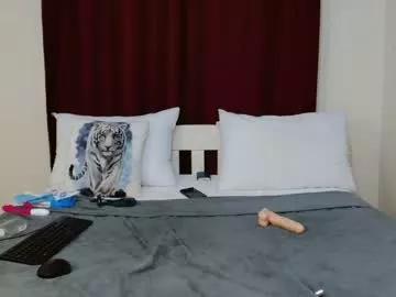 elegant_ebony on Chaturbate 