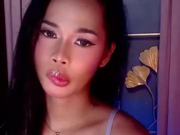 elenapierce69 on Chaturbate 