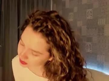 ellawesty on Chaturbate 