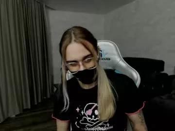 elli_26 on Chaturbate 