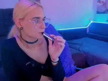 elli_26 on Chaturbate 
