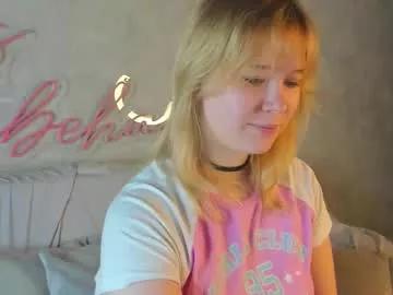 ellya_castro on Chaturbate 