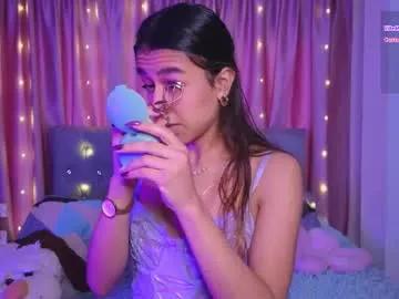 emiiscoot_1 on Chaturbate