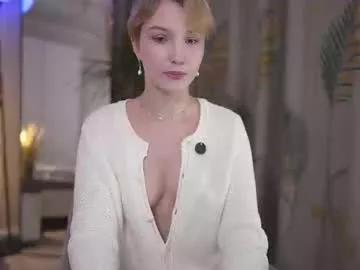 emmie_blush on Chaturbate 