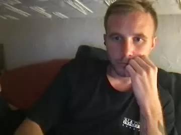 enerjizzer on Chaturbate 