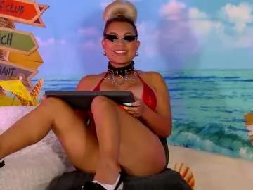 enveeluna on Chaturbate